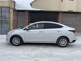 Hyundai Accent 2021 года за 8 200 000 тг. в Астана – фото 2