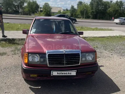 Mercedes-Benz E 280 1993 года за 2 400 000 тг. в Караганда – фото 2