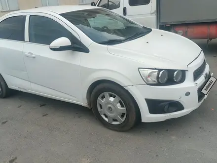 Chevrolet Aveo 2014 года за 3 000 000 тг. в Актау – фото 2