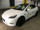 Tesla Model Y 2023 года за 17 900 000 тг. в Алматы – фото 2
