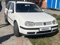 Volkswagen Golf 2000 годаүшін3 100 000 тг. в Шымкент