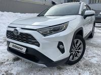 Toyota RAV4 2021 года за 19 900 000 тг. в Алматы