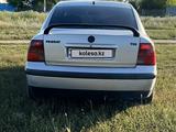 Volkswagen Passat 1998 годаfor1 200 000 тг. в Астана – фото 3