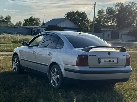 Volkswagen Passat 1998 года за 1 200 000 тг. в Астана – фото 5