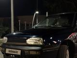 Volkswagen Golf 1993 годаүшін1 000 000 тг. в Уральск