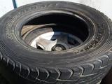 Резину DUNLOP 215 80 R16 .үшін4 500 тг. в Алматы