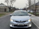 Toyota Camry 2012 года за 9 800 000 тг. в Шымкент – фото 2