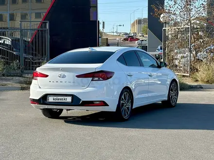 Hyundai Elantra 2019 года за 9 100 000 тг. в Актау – фото 8