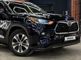 Toyota Highlander 2021 года за 21 000 000 тг. в Атырау – фото 3