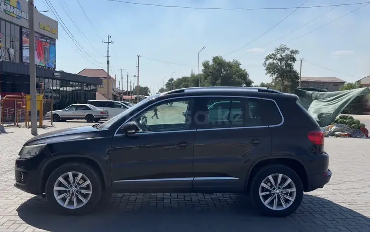 Volkswagen Tiguan 2013 года за 7 500 000 тг. в Мерке