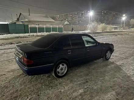 Mercedes-Benz E 200 1996 года за 2 200 000 тг. в Павлодар – фото 6