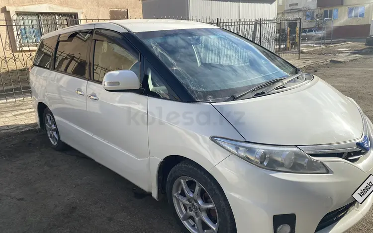 Toyota Estima 2011 годаfor4 800 000 тг. в Атырау