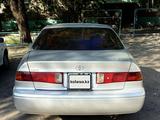 Toyota Camry 2000 годаүшін2 900 000 тг. в Семей