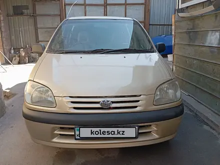 Toyota Raum 1998 года за 2 500 000 тг. в Алматы – фото 2