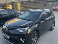 Toyota RAV4 2016 годаүшін8 700 000 тг. в Караганда