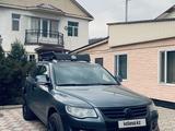 Volkswagen Touareg 2008 года за 7 500 000 тг. в Алматы