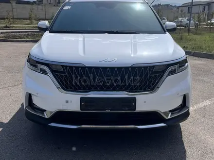 Kia Carnival 2022 года за 22 300 000 тг. в Темиртау