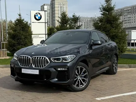 BMW X6 2021 года за 36 000 000 тг. в Астана