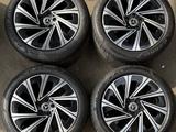 PIRELLI Диски с резиной оригинал мерс 275.40.245.45 R19 за 650 000 тг. в Алматы