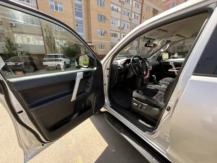 Toyota Land Cruiser Prado 2019 года за 23 000 000 тг. в Актобе – фото 5