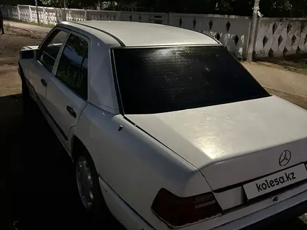 Mercedes-Benz E 200 1988 года за 700 000 тг. в Павлодар – фото 4