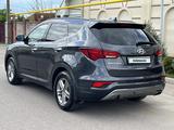 Hyundai Santa Fe 2017 годаүшін9 900 000 тг. в Алматы – фото 4