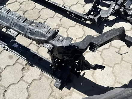 Суппорт радиатора Hyundai за 100 000 тг. в Караганда – фото 12