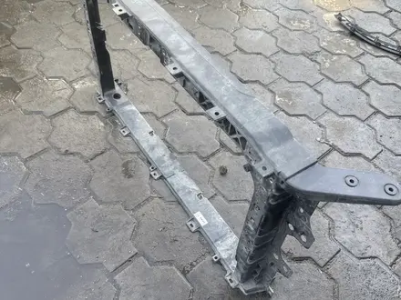 Суппорт радиатора Hyundai за 100 000 тг. в Караганда – фото 35