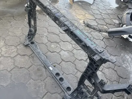 Суппорт радиатора Hyundai за 100 000 тг. в Караганда – фото 37