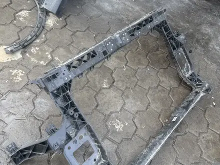 Суппорт радиатора Hyundai за 100 000 тг. в Караганда – фото 38