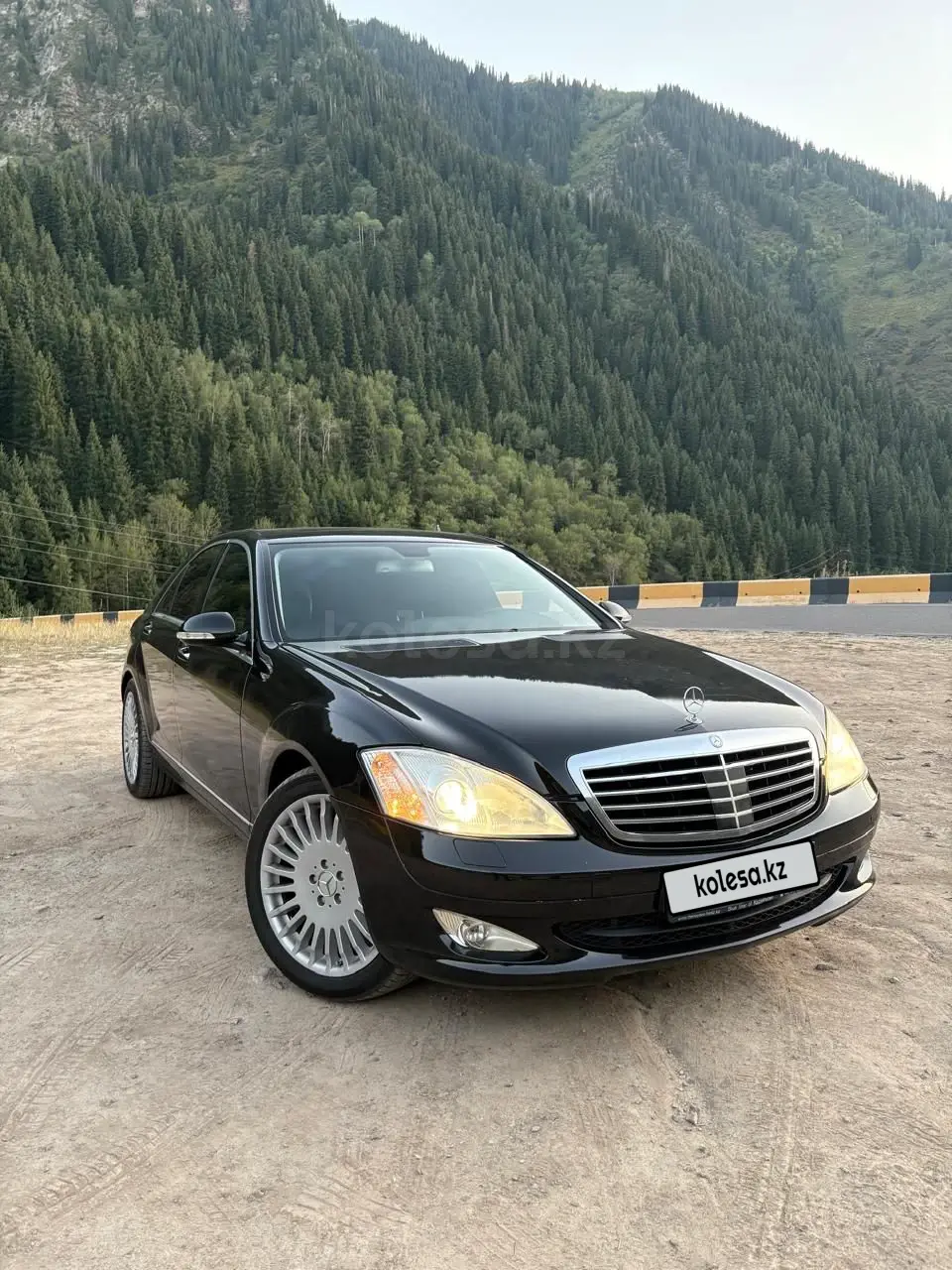 Mercedes-Benz S-Class, 2005
