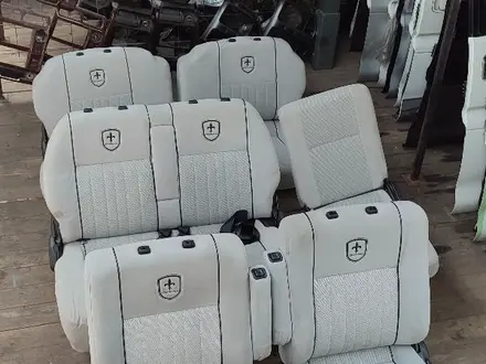 Сиденья Mitsubishi Delica булка за 350 000 тг. в Алматы – фото 5