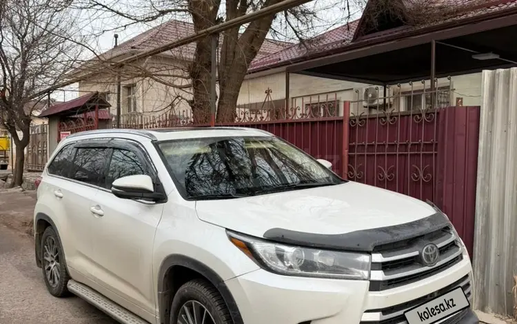 Toyota Highlander 2018 года за 17 000 000 тг. в Шымкент