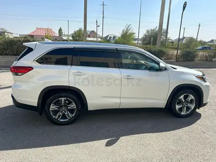 Toyota Highlander 2018 года за 17 000 000 тг. в Шымкент – фото 3