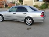 Mercedes-Benz C 180 1994 года за 2 100 000 тг. в Актау – фото 2