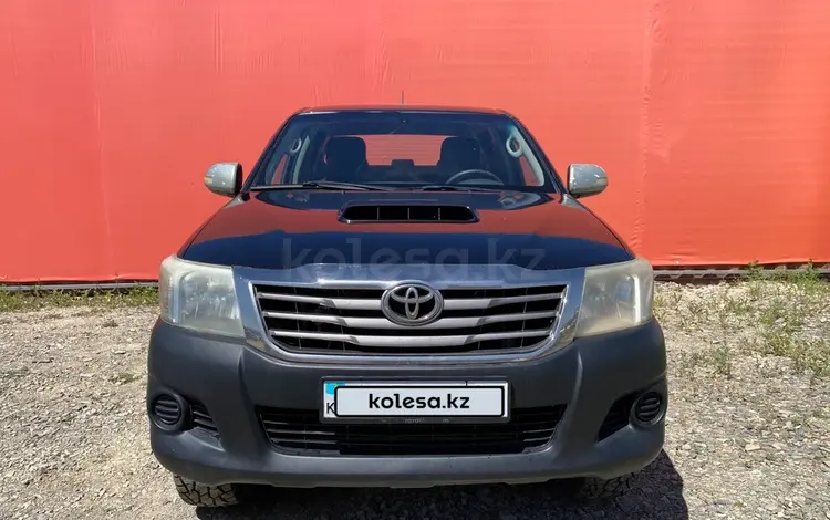 Toyota Hilux 2012 года за 7 096 667 тг. в Астана