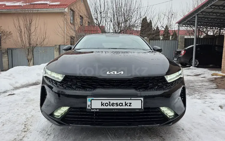 Kia K5 2025 года за 13 200 000 тг. в Алматы