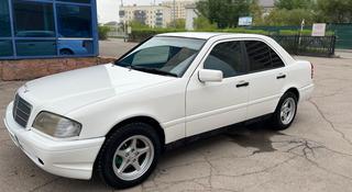 Mercedes-Benz C 200 1994 года за 2 000 000 тг. в Астана