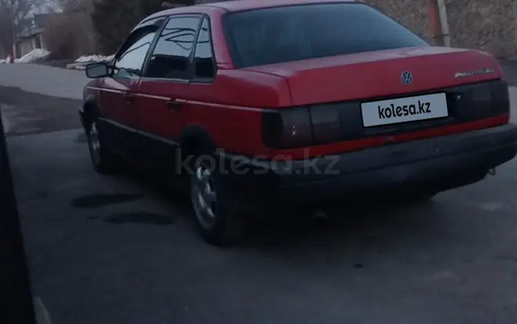 Volkswagen Passat 1993 годаүшін1 250 000 тг. в Алматы