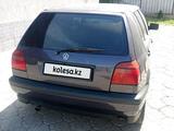 Volkswagen Golf 1996 года за 1 200 000 тг. в Алматы