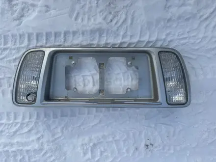 Накладка крышки багажника Toyota Progres 7680151010 за 20 000 тг. в Усть-Каменогорск