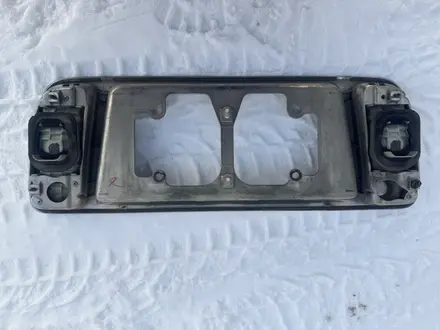 Накладка крышки багажника Toyota Progres 7680151010 за 20 000 тг. в Усть-Каменогорск – фото 3