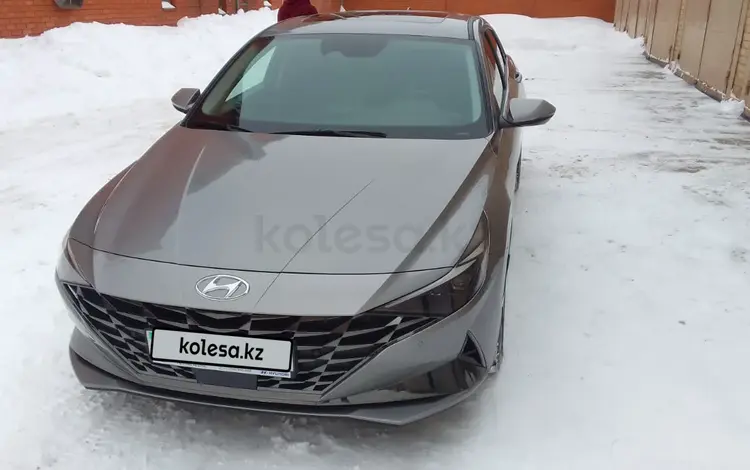 Hyundai Elantra 2023 годаfor11 500 000 тг. в Актобе