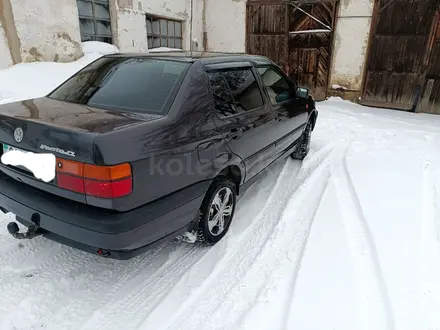 Volkswagen Vento 1994 годаүшін1 800 000 тг. в Новоишимский – фото 4