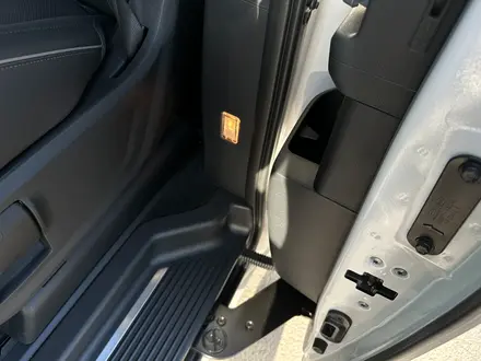 Hyundai Staria 2024 года за 26 390 000 тг. в Петропавловск – фото 12