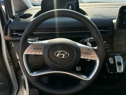 Hyundai Staria 2024 года за 26 390 000 тг. в Петропавловск – фото 21