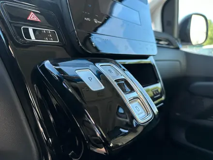 Hyundai Staria 2024 года за 26 390 000 тг. в Петропавловск – фото 24