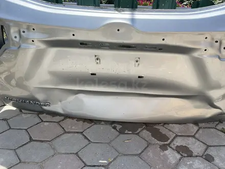 Крышка багажника за 110 000 тг. в Алматы – фото 4