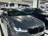 BMW M5 2023 года за 52 000 000 тг. в Шымкент – фото 2