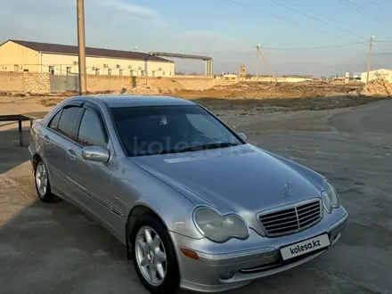 Mercedes-Benz C 200 2004 года за 4 300 000 тг. в Актау – фото 10